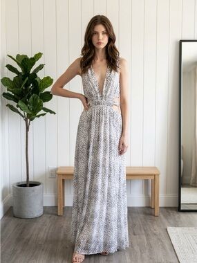 Sleeveless Deep V Cream Snakeskin Maxi Dress